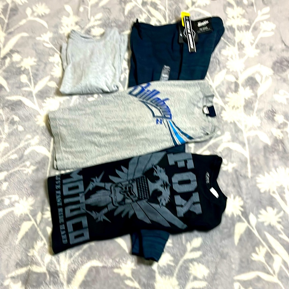 Bundle 4PC -NWT Brooklyn joggers  & 3 long sleeved tees - Boys Sz S